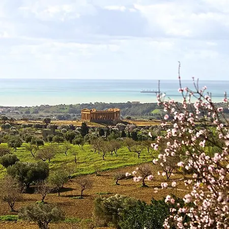 La Passeggiata Di Girgenti Bed & Breakfast 3*