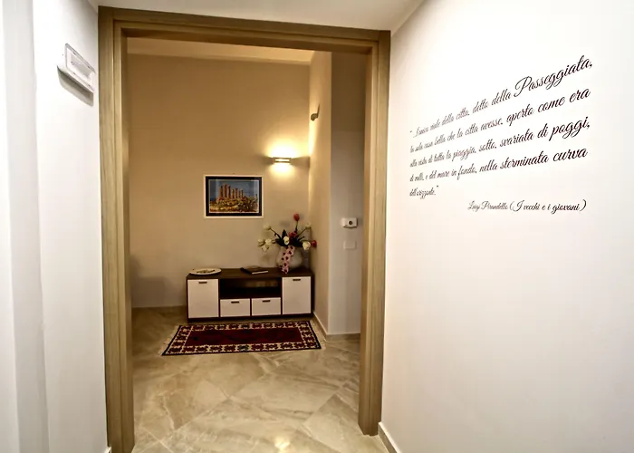 فندق مبيت وإفطار La Passeggiata Di Girgenti 3*